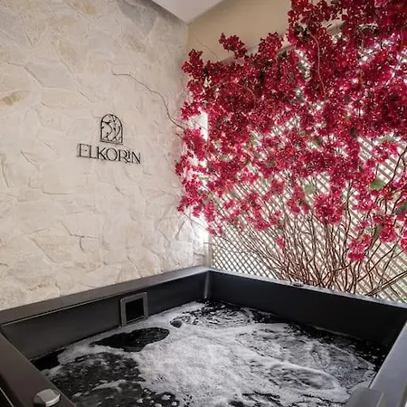 Elkorin Jacuzzi Luxury Living * Chania (Crete)