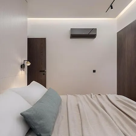 Elkorin Jacuzzi Luxury Living Apartment