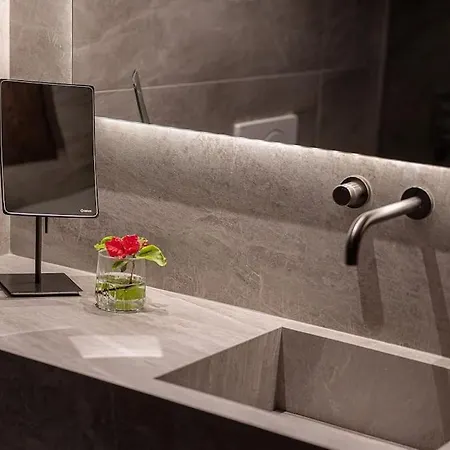 Elkorin Jacuzzi Luxury Living *